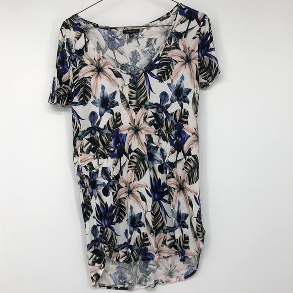 Dynamite white  blue lily floral print vneck jersey T-shirt XS - Picture 12 of 12